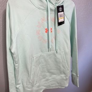 Brand new women’s under armour hoodie